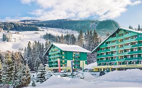 Alpine Club 4*